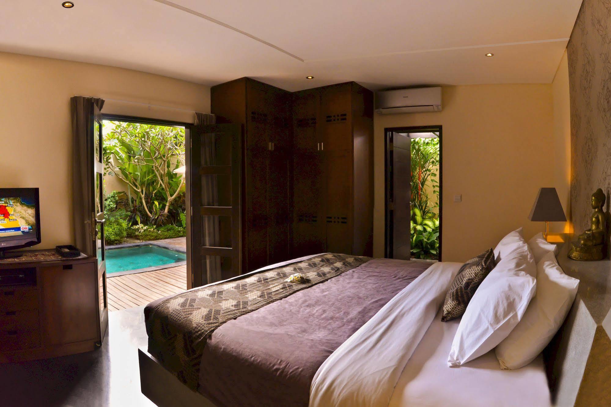 Elok Villas Seminyak Exteriör bild